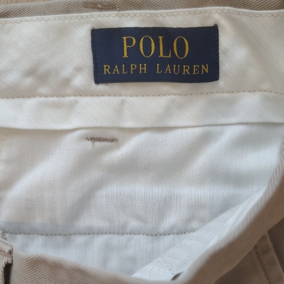 Ralph Lauren Men's Khaki Chinos Size 36x30 Classic Fit - Picture 2 of 10